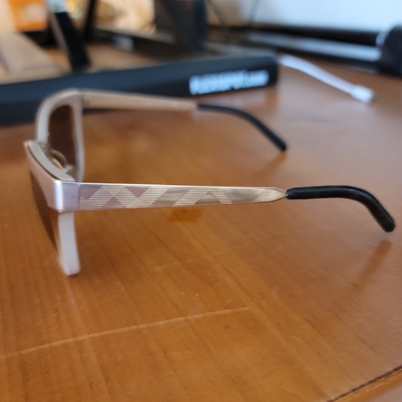 Burberry Sunglasses - 11896H Beige Gradient/Gold Brown Mirror Gold - Picture 5 of 7